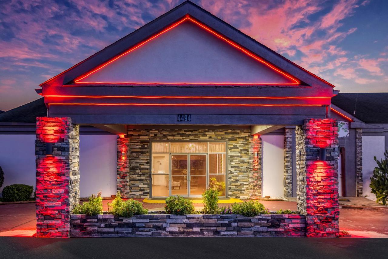Red Roof Inn Savannah - Richmond Hill I-95 Ngoại thất bức ảnh