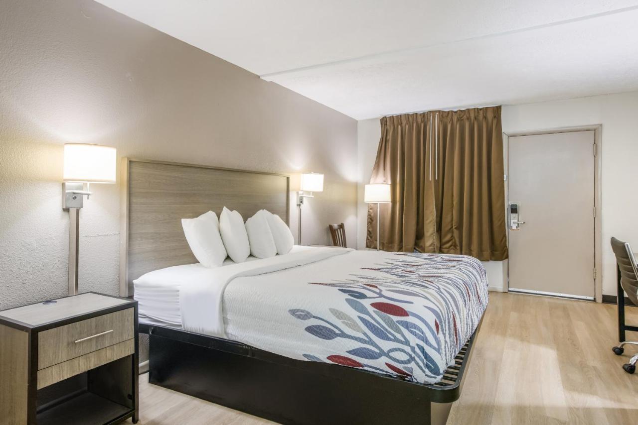 Red Roof Inn Savannah - Richmond Hill I-95 Ngoại thất bức ảnh