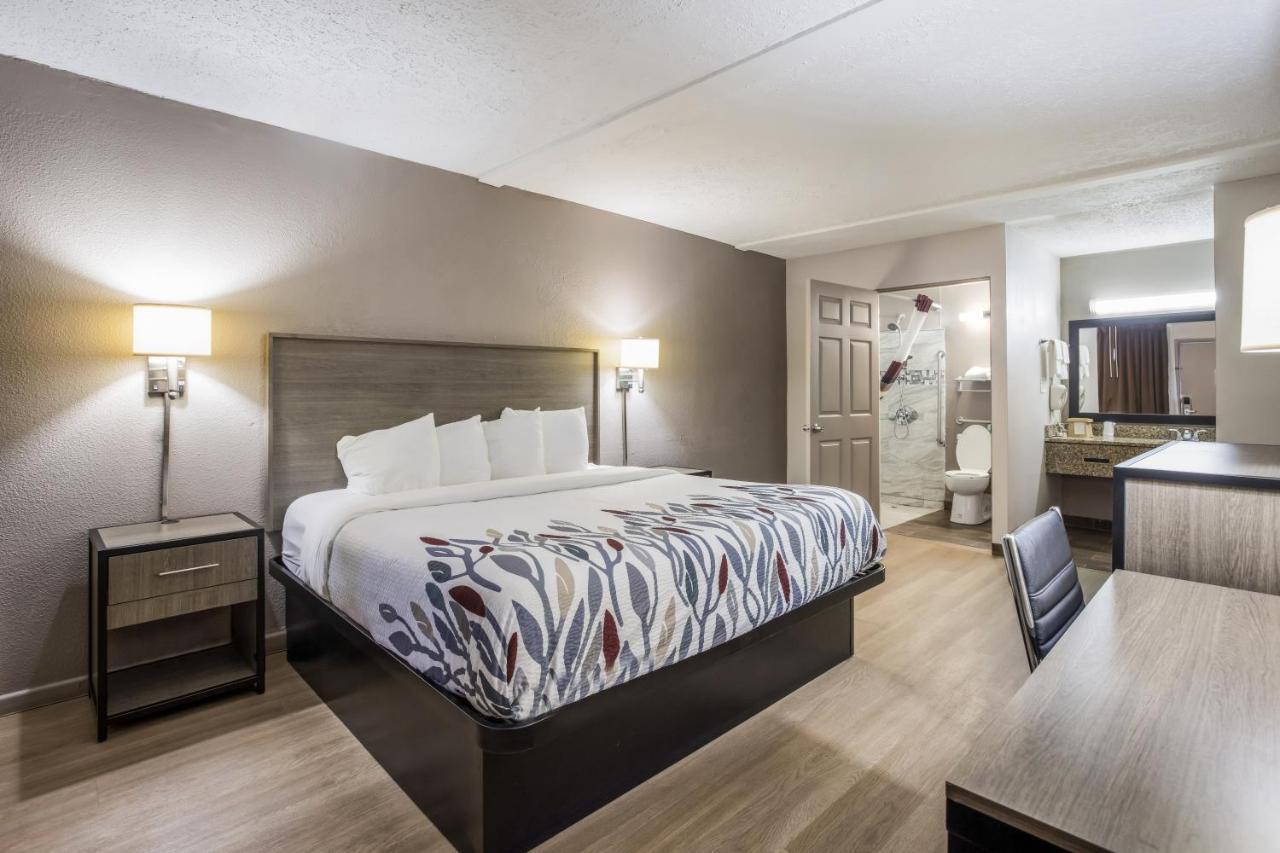 Red Roof Inn Savannah - Richmond Hill I-95 Ngoại thất bức ảnh