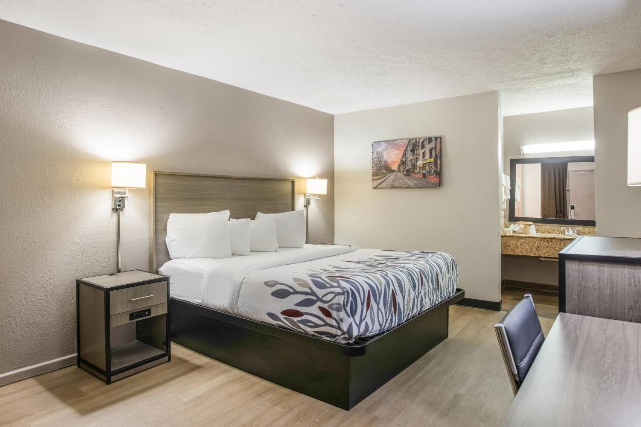 Red Roof Inn Savannah - Richmond Hill I-95 Ngoại thất bức ảnh